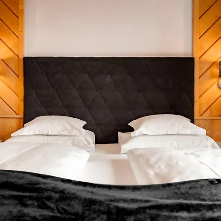 Hotel Arlbergerhof Vital 3*